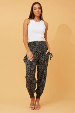 PAISLEY PRINT BOHO HAREM PANTS 12 PAISLEY PRINT BOHO HAREM PANTS -Femme Connection Sales 008427b6d7096cdd818b6681614c3c9d