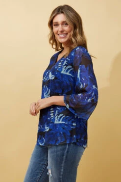 DILLIANA LEAF PRINT DOUBLE LAYERED TOP 14 DILLIANA LEAF PRINT DOUBLE LAYERED TOP -Femme Connection Sales 02f9caa81cc2378d8001bc69aca282b2