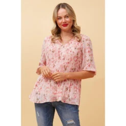 POSIE PLEATED FLORAL TOP -Femme Connection Sales 03b917bc7540a52d0885e5ad2163cc04