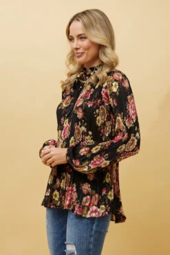 PETA FLORAL PLEATED BLOUSE -Femme Connection Sales 08dc10350d38a77269a5eefe66dfdbb5