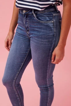 DENIM PANTS -Femme Connection Sales 0f6aa3ef205dfa240ee48bfe5b63f8c0