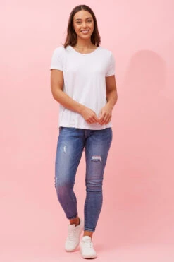 SOLID BASIC TEE -Femme Connection Sales 103a768e13a282f7ac2aced44f6bbbee b4867dfb 18c0 4c9a 8541 6d90f79642a5