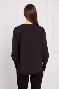 Stella LONG SLEEVE ZIP FRONT TOP 23 Stella LONG SLEEVE ZIP FRONT TOP -Femme Connection Sales 11fe597a59c37311cd632f6be0888841