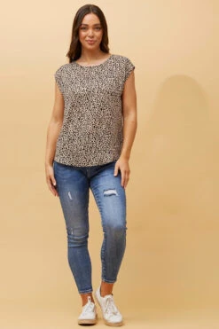 SHELLY LEOPARD SHELL TOP -Femme Connection Sales 13dc793a0791494805c7279e32c62936