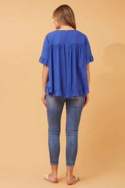 FRILA LINEN SMOCK TOP 31 FRILA LINEN SMOCK TOP -Femme Connection Sales 14ebb02175d9e76f879634196389364f