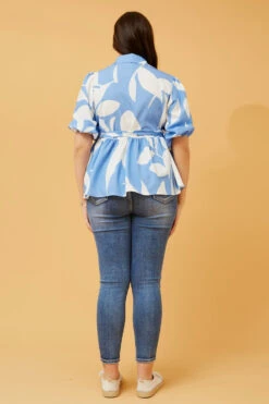 LAIKE ABSTRACT PRINT TOP -Femme Connection Sales 152d685abd8a32341d3c55df5039a710