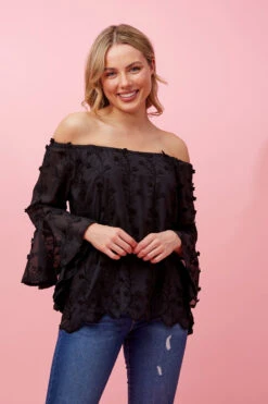 TAYLOR OFF SHOULDER TOP 24 TAYLOR OFF SHOULDER TOP -Femme Connection Sales 18db57576bc85008f9fc878875c62899