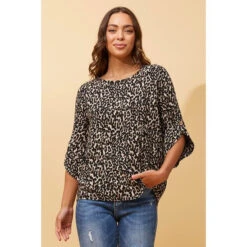 SAMANTHA BUTTON DETAIL LEOPARD TOP 17 SAMANTHA BUTTON DETAIL LEOPARD TOP -Femme Connection Sales 1eab9e368a9f1922f263671359b10218