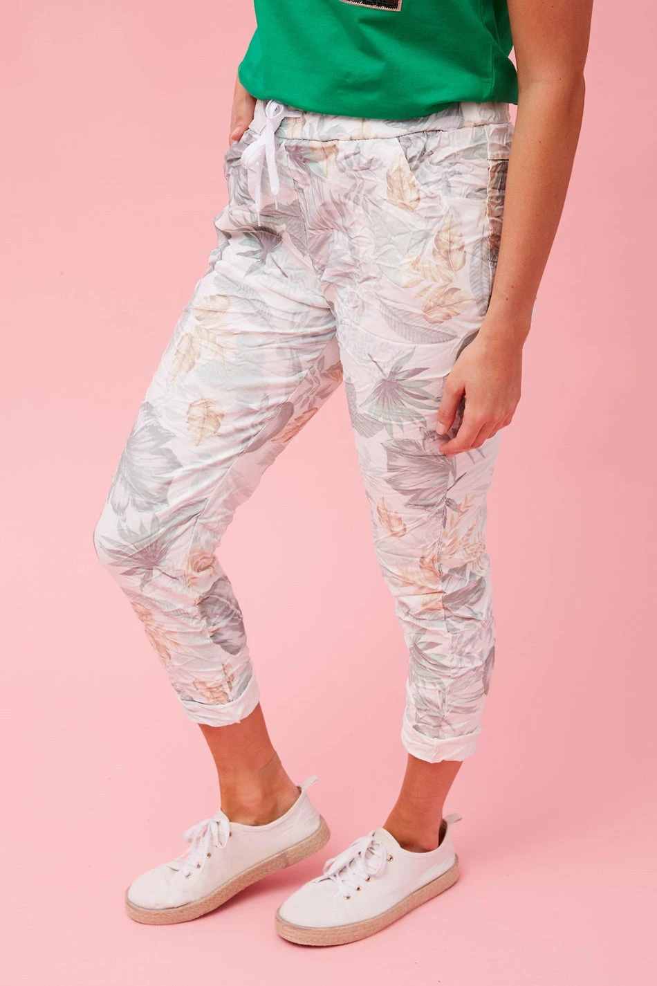 JANJA TROPICAL PRINT JOGGERS 13 JANJA TROPICAL PRINT JOGGERS - Image 11