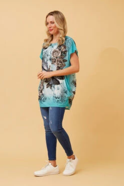 EXCELINA DRAGONFLY PRINT TOP 23 EXCELINA DRAGONFLY PRINT TOP -Femme Connection Sales 2d7caa74db2dbecaefbc67530003b578