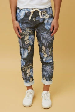 JANJA LEAF PRINT JOGGERS -Femme Connection Sales 2f331bb44d85831ba0c28ac8decad2ef