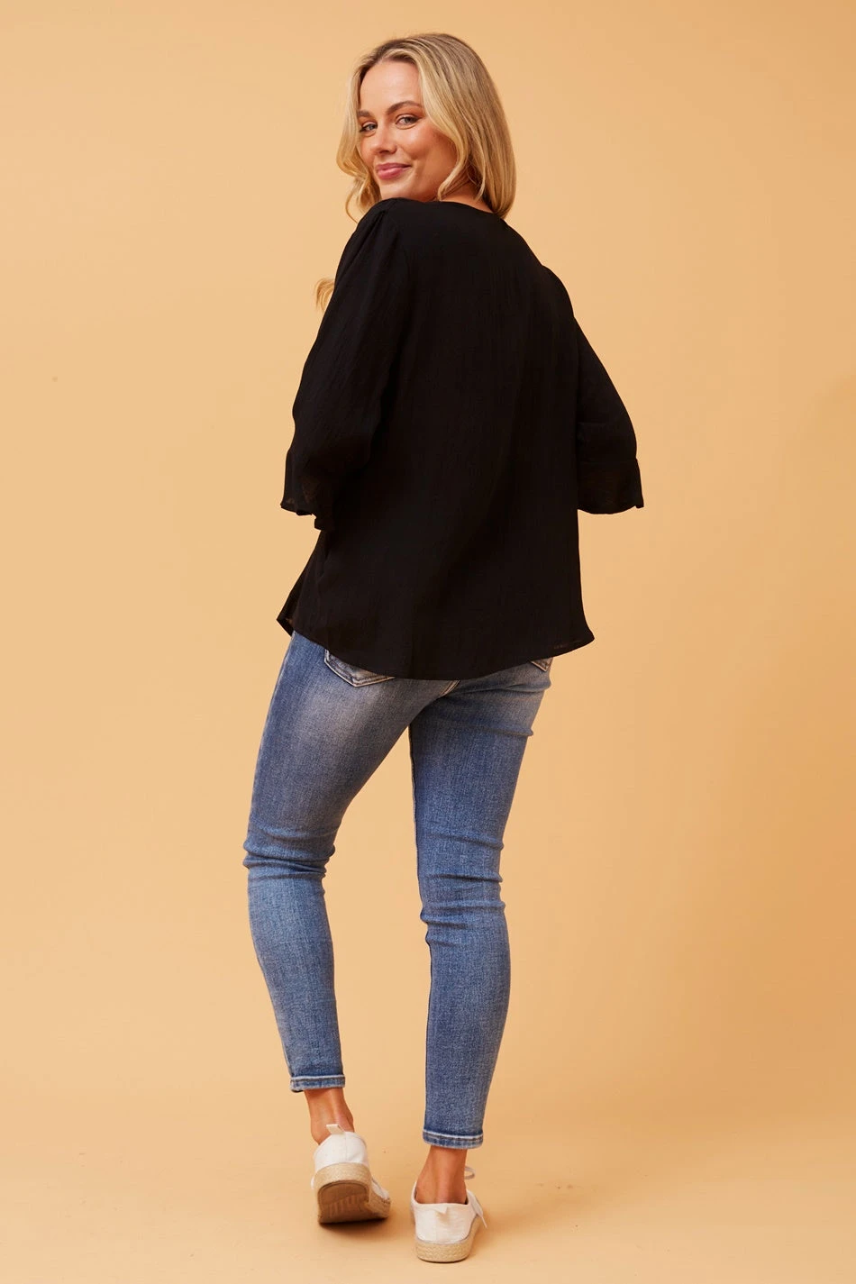 RUE BUTTON DETAIL TOP 8 RUE BUTTON DETAIL TOP - Image 6