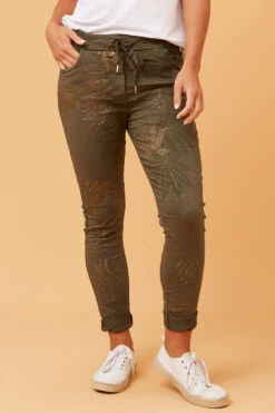 JANJA FOIL PRINT JOGGER PANTS 24 JANJA FOIL PRINT JOGGER PANTS -Femme Connection Sales 30360850f5c3450583215a27b3a068a6