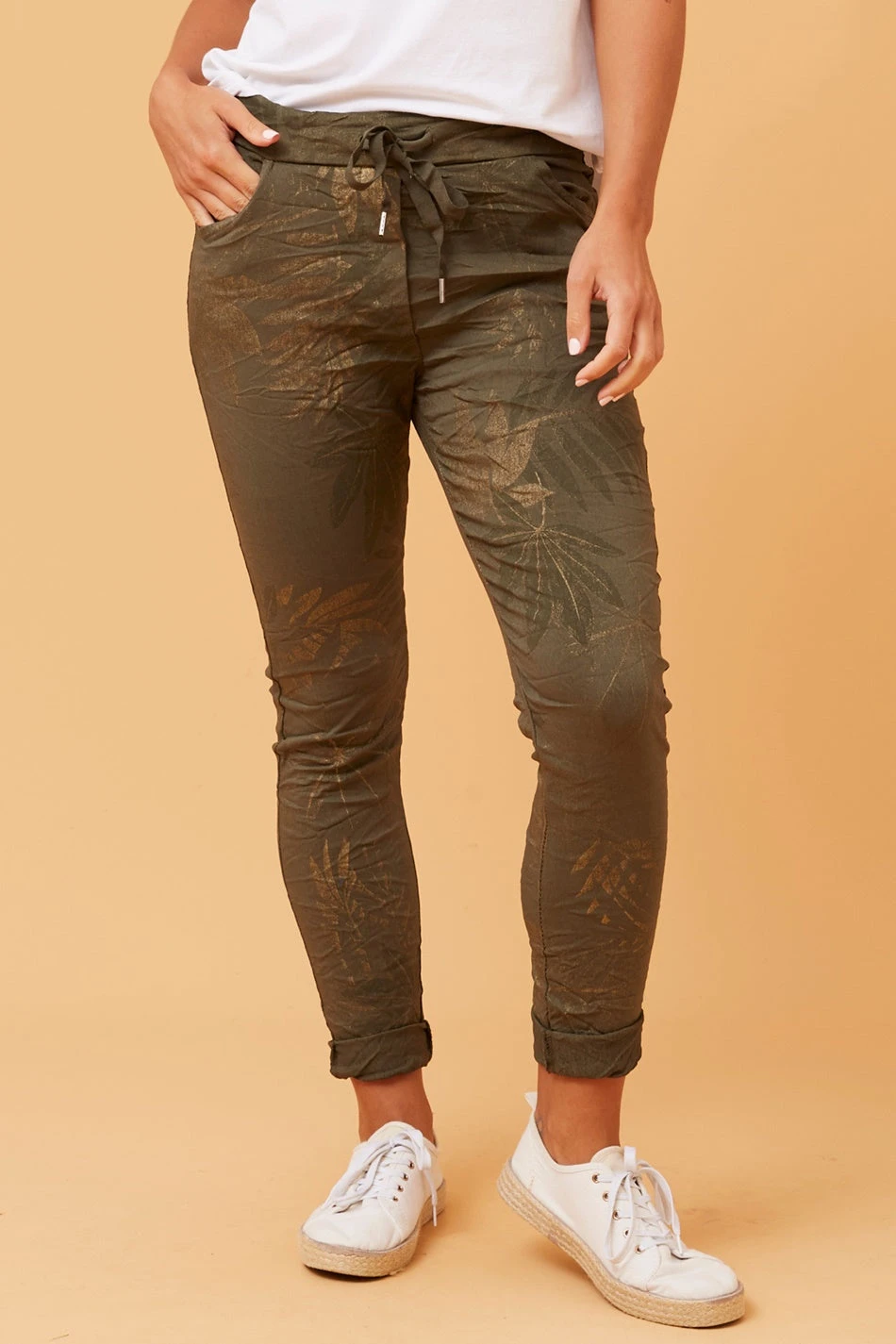 JANJA FOIL PRINT JOGGER PANTS 5 JANJA FOIL PRINT JOGGER PANTS - Image 3