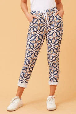 JANJA ABSTRACT PRINT BOHO JOGGERS 11 JANJA ABSTRACT PRINT BOHO JOGGERS -Femme Connection Sales 30e00051e04d7a22eaaa321ce514d771