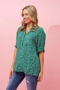 ROSETTA FLORAL SEQUIN DETAIL TOP -Femme Connection Sales 37feac291c77cee8f6b459a929d7e210