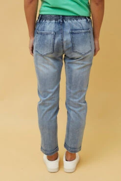 PEGGY DENIM JOGGER PANTS -Femme Connection Sales 3b03642630a1dcdc54d0062cb92649e6