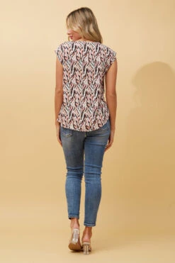 SHELLY ABSTRACT PRINT SHELL TOP -Femme Connection Sales 3f2cb5621e2d62f735742780b5a0d2c5