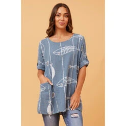 VALERIA FISH PRINT TOP -Femme Connection Sales 3ff640d8e697d3e6297e88f833e08847