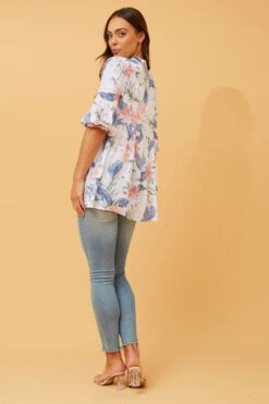 BRANDI FLORAL TOP -Femme Connection Sales 425cfb5336c5de260660d279dc066d0b