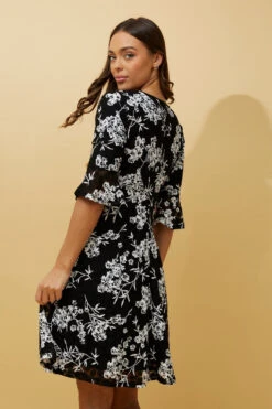 BLOOM FLORAL FRILL SLEEVE SHORT DRESS 15 BLOOM FLORAL FRILL SLEEVE SHORT DRESS -Femme Connection Sales 450f5b233427ee9e0340cae6154eaaf2