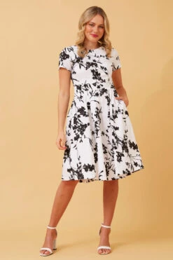GTS FLORAL SHORT DRESS 12 GTS FLORAL SHORT DRESS -Femme Connection Sales 4b897c45429d6fe90d77f221168e852b 895b64f8 0a05 4748 8faa 5d295c54da37