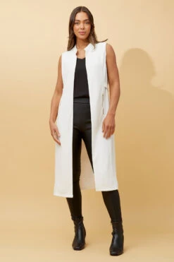 HYLEE LONGLINE VEST -Femme Connection Sales 4f097a8178eee90af1ab342b98a1d620