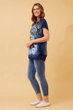 EXCELINA DRAGONFLY PRINT TOP 31 EXCELINA DRAGONFLY PRINT TOP -Femme Connection Sales 50935d438224e709f4704a75eec6296f