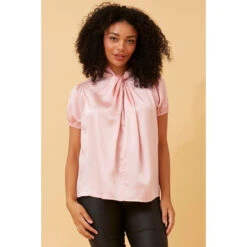 ANNE SATIN TOP -Femme Connection Sales 53efdba5cb7e4732e032dd4982c35e24