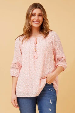 ANDREA FLORAL PEASANT TOP -Femme Connection Sales 55527ab741c821b79ca1cb73af6c9110 93952365 4a78 4cc3 a32d de0eb5274a2d