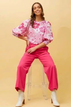 ELEGANT FLORAL BALLOON SLEEVE BLOUSE 18 ELEGANT FLORAL BALLOON SLEEVE BLOUSE -Femme Connection Sales 5afd423e6fd05597bc959d60e621abf3