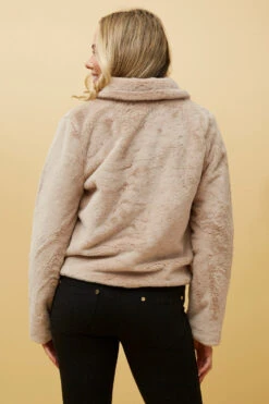 MOSCOW FAUX FUR JACKET -Femme Connection Sales 60c5d7143af48e3a776a318dd5002e48