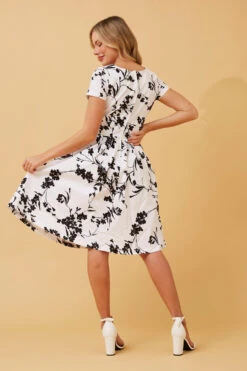 GTS FLORAL SHORT DRESS 14 GTS FLORAL SHORT DRESS -Femme Connection Sales 6149eed967a3b576b8f33bf0eba0fb85 34b49953 9689 44ee 9f2a 3b11a553f748