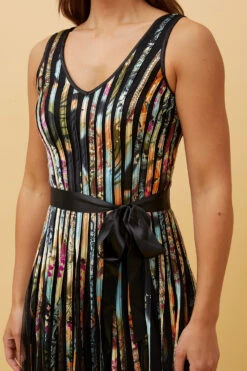 TRUDY SLEEVELESS RIBBON DETAIL DRESS 14 TRUDY SLEEVELESS RIBBON DETAIL DRESS -Femme Connection Sales 627c69b8e552560ba649c5c2be3d397c