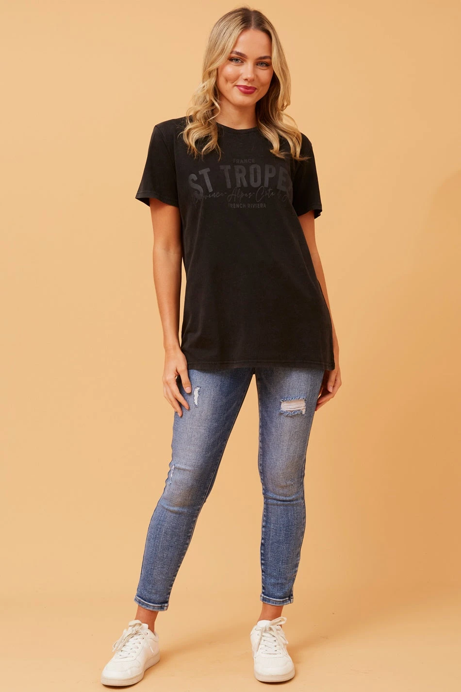 DOREEN GRAPHIC TEE 6 DOREEN GRAPHIC TEE - Image 4