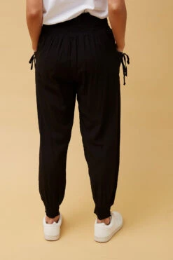 SOLID HAREM PANTS 27 SOLID HAREM PANTS -Femme Connection Sales 66a23b067c6659a6edad81777af9af2e
