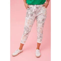 JANJA TROPICAL PRINT JOGGERS 29 JANJA TROPICAL PRINT JOGGERS -Femme Connection Sales 685adb101143e314bbadf4eed97b38f0