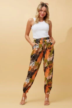 ZILA LEAF PRINT PANTS