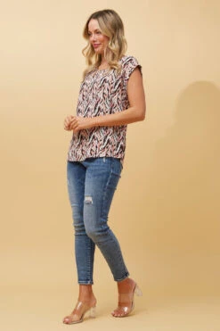 SHELLY ABSTRACT PRINT SHELL TOP -Femme Connection Sales 77e3292c5b70d06d6c55f6318978e80d