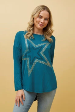 EVA LONG SLEEVE STAR PRINT TOP 34 EVA LONG SLEEVE STAR PRINT TOP -Femme Connection Sales 7839699f3e1a7db38d9713e606609ffd