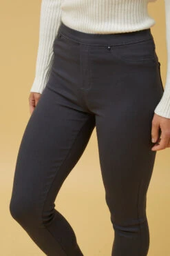 PRESLEY SKINNY JEGGINGS -Femme Connection Sales 7a41c0cc1d109b885249ee3ff76d543a