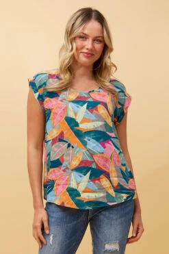 Stella SHELLY LEAF PRINT SHELL TOP -Femme Connection Sales 7b6033bca8a353883423cde7a0cd8fdc 570fbc12 edfe 4b40 9063 b73136637619