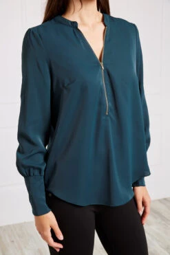 Stella LONG SLEEVE ZIP FRONT TOP 27 Stella LONG SLEEVE ZIP FRONT TOP -Femme Connection Sales 83d2e2648b7267f3c0479eb0392f1882