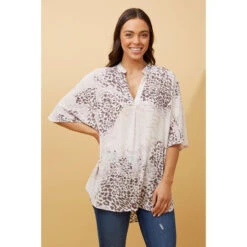 VIRGINIA ANIMAL PRINT HI LOW HEM TOP -Femme Connection Sales 872160efcea440866a5ae88159217766