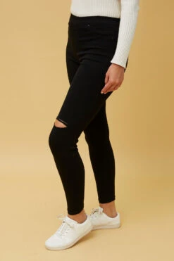 ASPEN SKINNY DISTRESSED DENIM 15 ASPEN SKINNY DISTRESSED DENIM -Femme Connection Sales 87e5ee5ccb5fcb60e30d92f756ed75e5