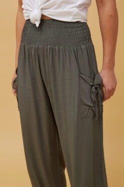 SOLID HAREM PANTS 41 SOLID HAREM PANTS -Femme Connection Sales 895929e43298833be4fa0c9fdb8315e9