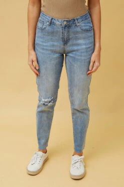 LOMA RIPPED DENIM PANTS 12 LOMA RIPPED DENIM PANTS -Femme Connection Sales 8ac333ffcb7eb0b5c8d480b4d5ae025f