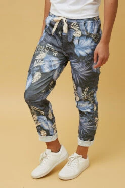 JANJA LEAF PRINT JOGGERS -Femme Connection Sales 8ed7060bf3b666e9a3bc63cb3098877d