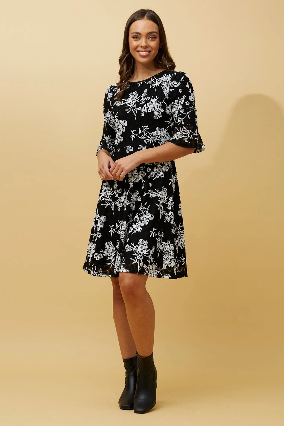 BLOOM FLORAL FRILL SLEEVE SHORT DRESS 6 BLOOM FLORAL FRILL SLEEVE SHORT DRESS - Image 4
