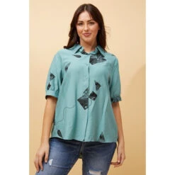 JACQUELINE ABSTRACT PRINT SHIRT 17 JACQUELINE ABSTRACT PRINT SHIRT -Femme Connection Sales 912e400a00d0175a14d7ff49835ef245